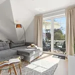 Hoppenberg 9 Og Links - Zur Kogge Appartamento Zingst